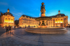 loi pinel bordeaux - la fontaine place de la Bourse à Bordeaux vue en soirée