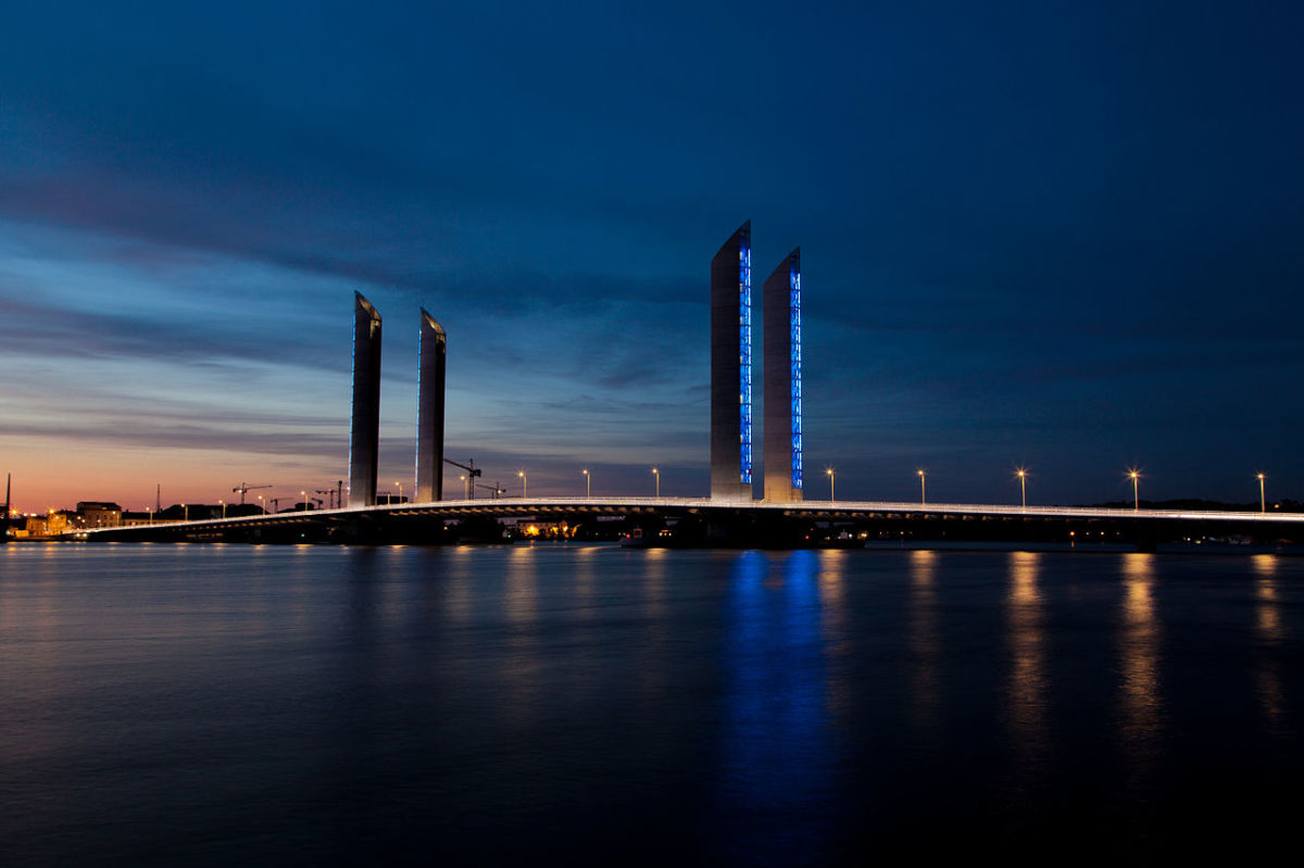 Grands projets Bordeaux – vue sur le pont Chaban-Delmas à Bordeaux