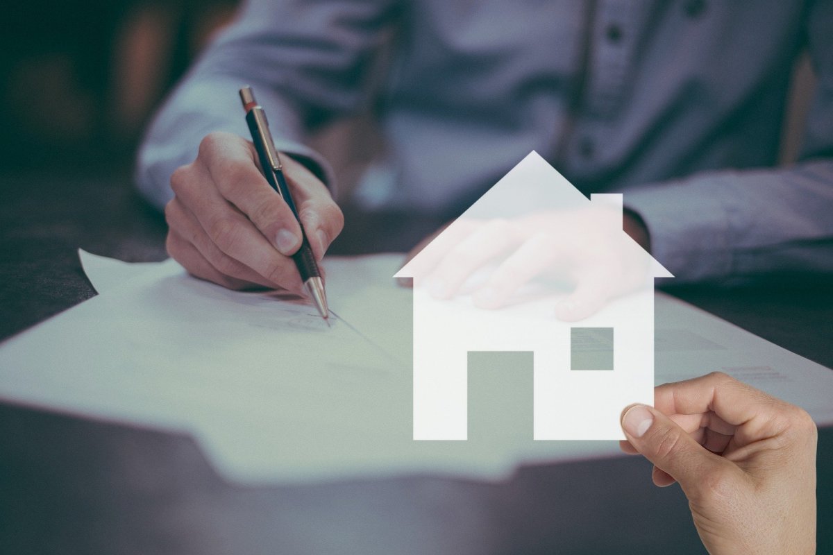 Assurance Crédit Immobilier – Signature d’un document