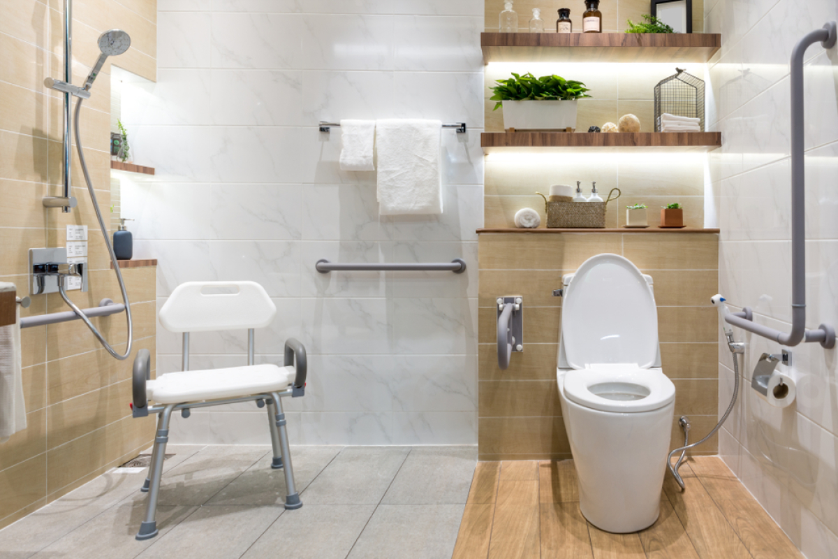 normes PMR logements neufs – une salle de bain adaptée à une PMR